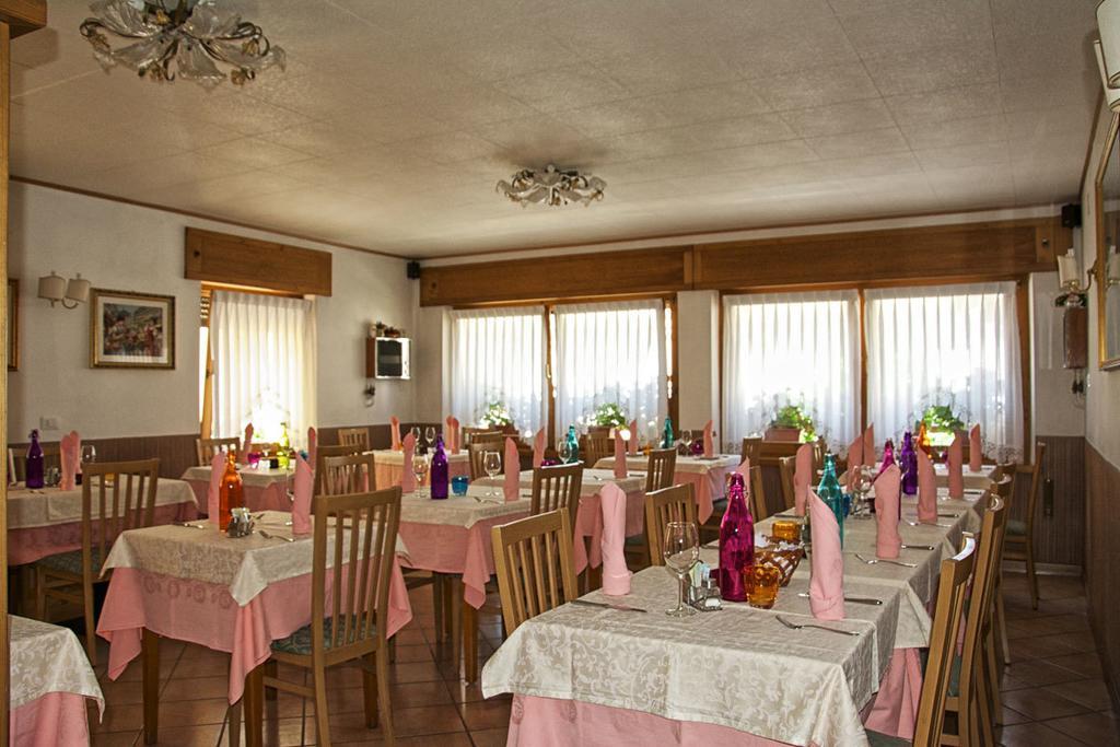 Albergo Ristorante Iris Ауронцо-ди-Кадоре Экстерьер фото